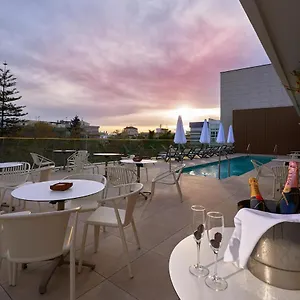 4* فندق سان كريستوبال