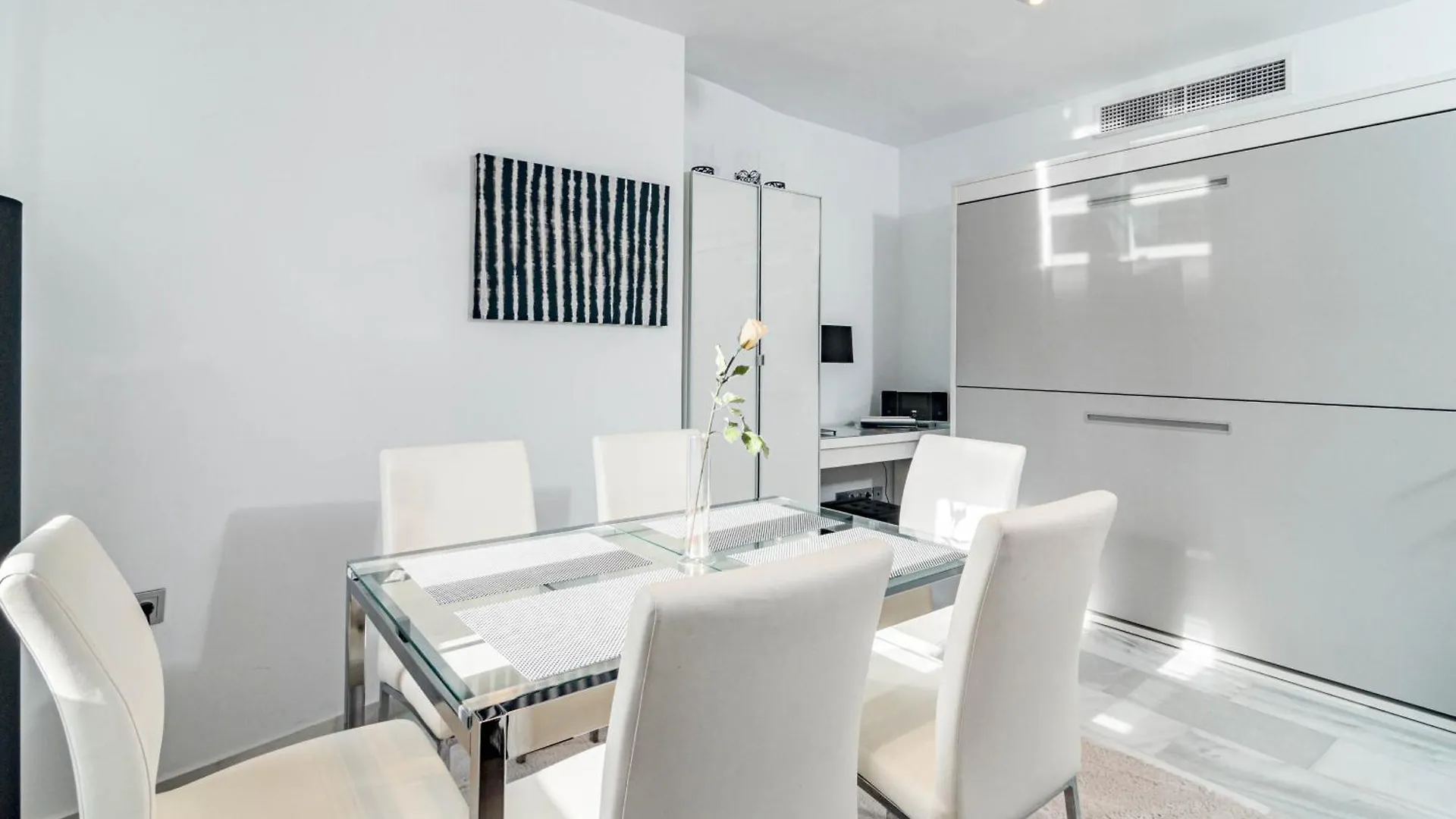 Mr- Cozy 4 Sleep Flat In Marbella, Great Location Apartment Marbella