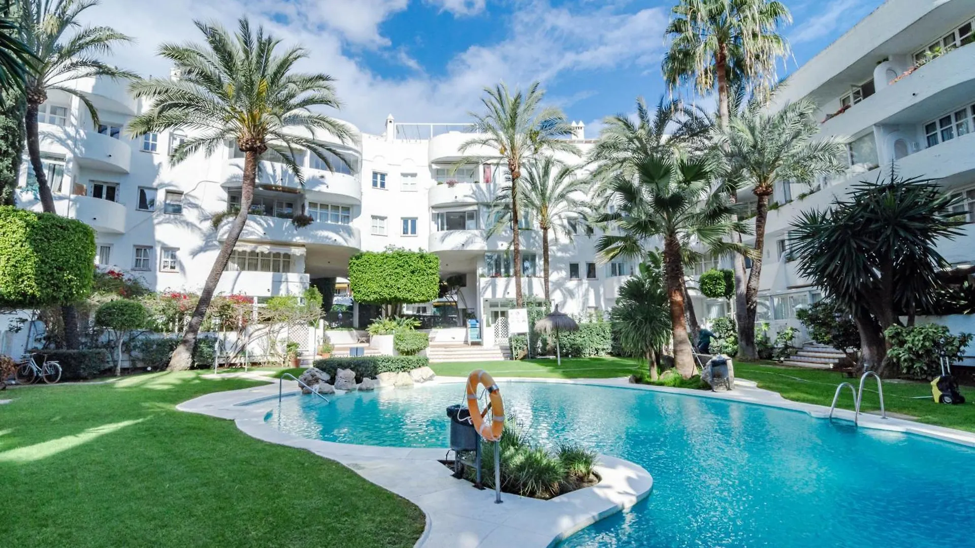 Mr- Cozy 4 Sleep Flat In Marbella, Great Location Apartment