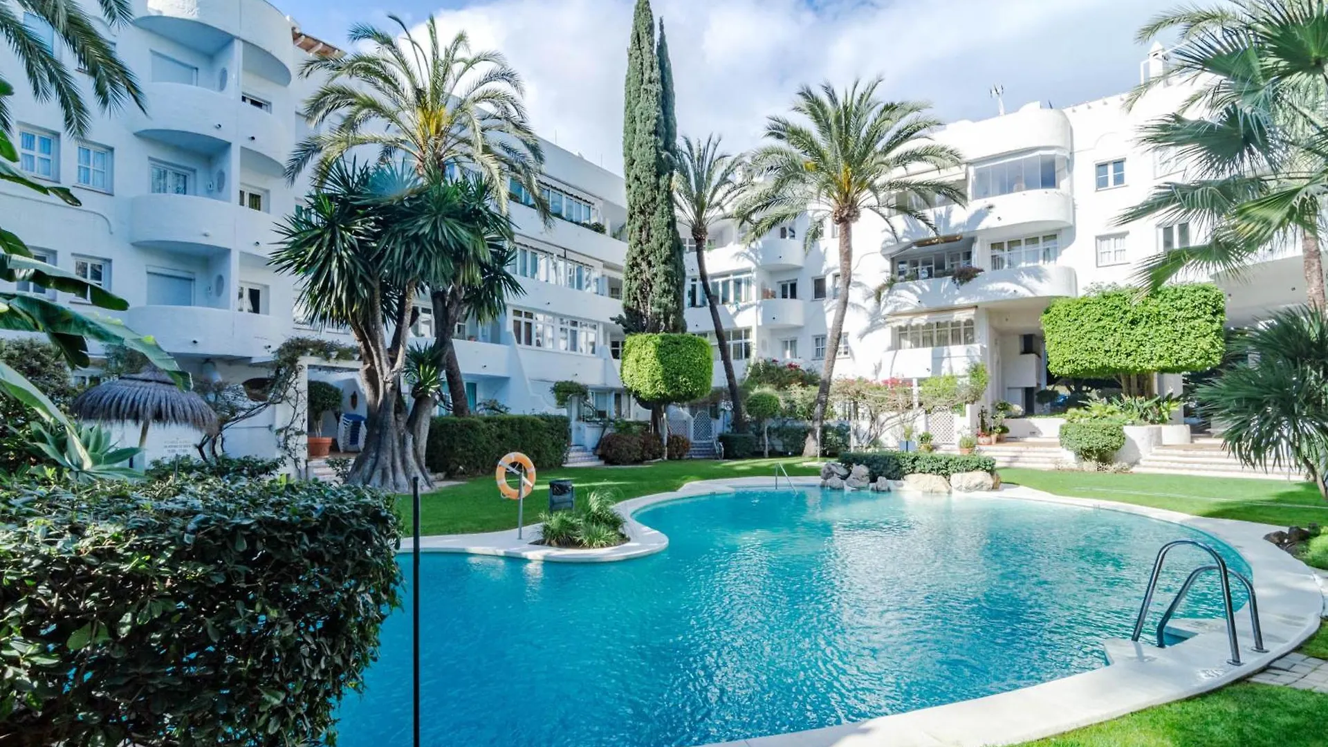 Mr- Cozy 4 Sleep Flat In Marbella, Great Location Apartment